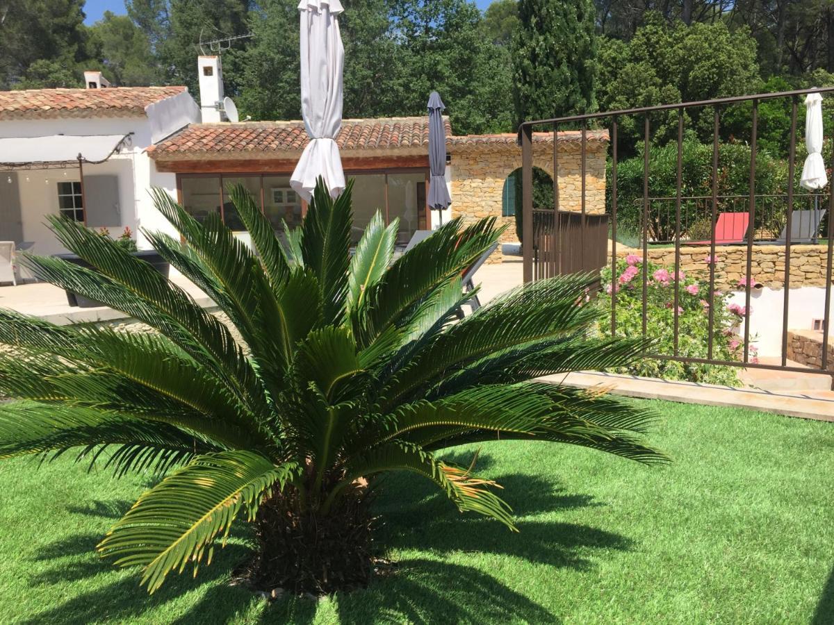 Une Pause En Provence 르보쎄 외부 사진